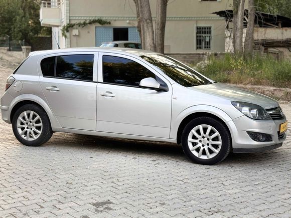 2012 Opel Astra 1.3 CDTI Essentia Konfor