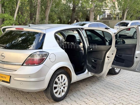 2012 Opel Astra 1.3 CDTI Essentia Konfor