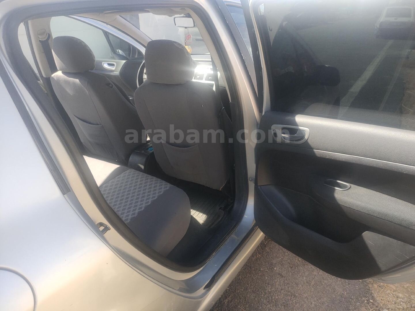 Sahibinden Peugeot 307 1.6 XR 2002 Model Adıyaman 400.000 km Gri (Gümüş) 6
