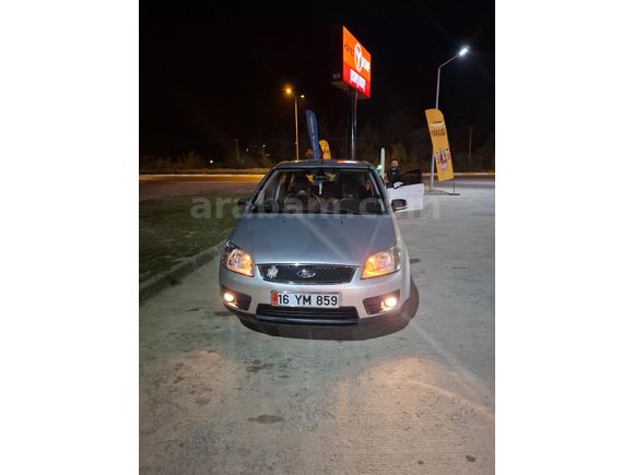 Sahibinden Ford C-Max 1.6 Trend 2004 Model
