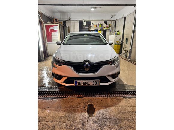 Sahibinden Renault Megane 1.3 TCe Joy 2020 Model
