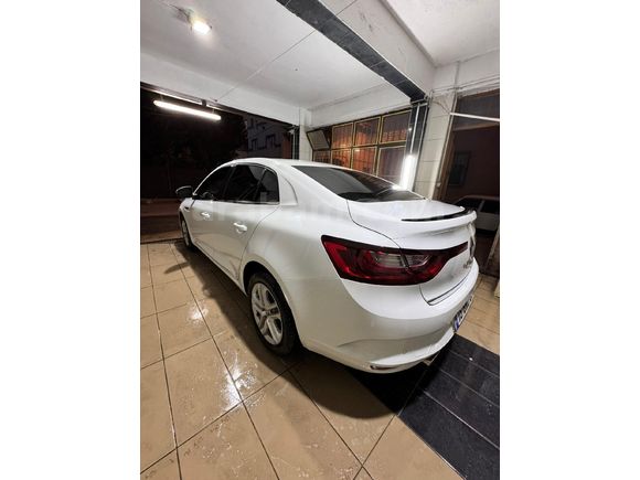 Sahibinden Renault Megane 1.3 TCe Joy 2020 Model