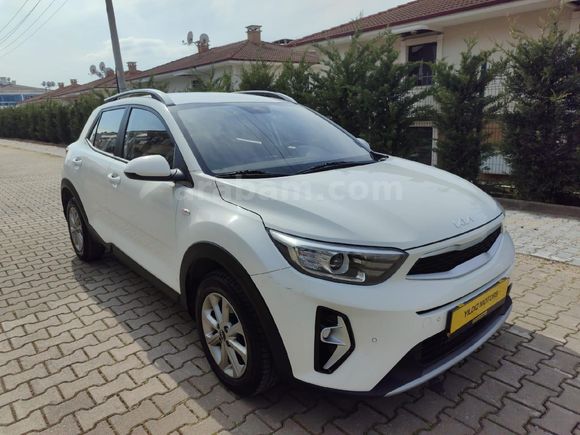 Galeriden Kia Stonic 1.4 MPI Cool 2023 Model Düzce