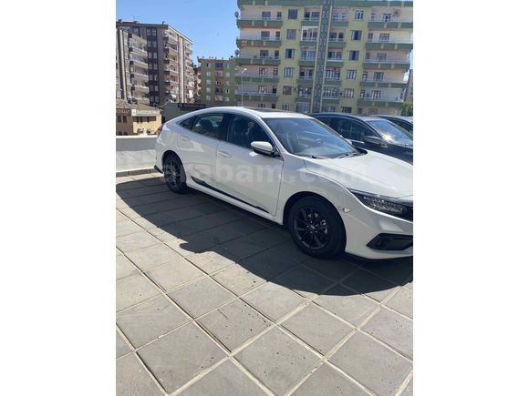 Sahibinden Honda Civic 1.6i VTEC Elegance 2021 Model 