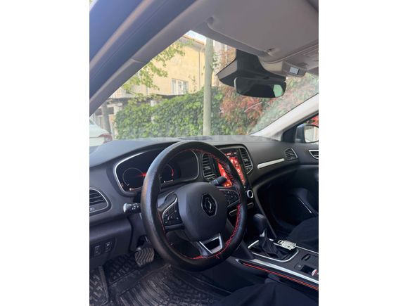 Sahibinden Renault Megane 1.3 TCe Icon 2024 Model 