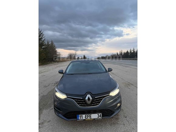 Sahibinden Renault Megane 1.3 TCe Icon 2024 Model 