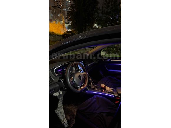 Sahibinden Renault Megane 1.3 TCe Icon 2024 Model 