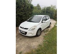 Sahibinden Hyundai i20 1.4 CRDi Team 2011  Beyaz Değişeni yok 