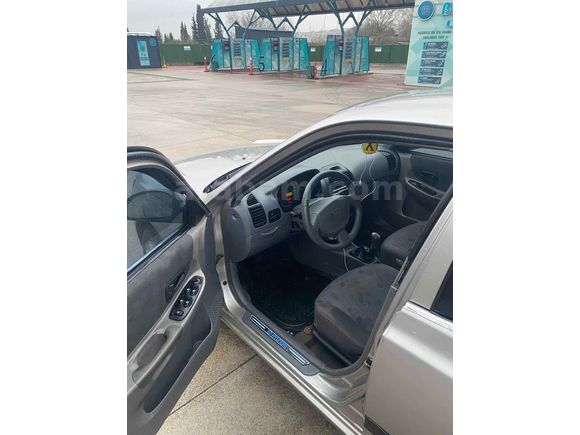 Sahibinden Hyundai Accent 1.5 CRDi Admire 2003 Model 