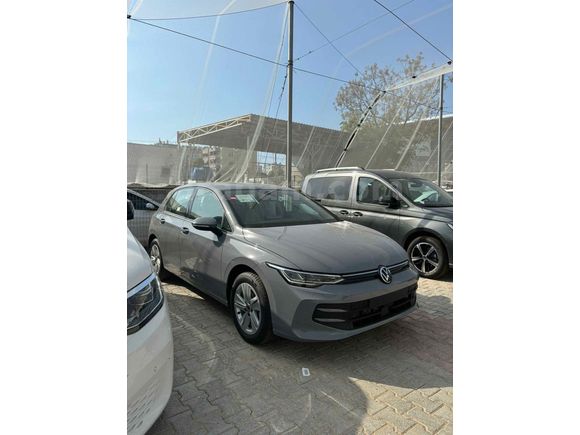Akademisyenden 2024 Model Volkswagen Golf 1.5 TSI 116 PS Manuel – Hatasız, İlk Sahibinden, Aytaşı Gri. Komple PPF kaplı