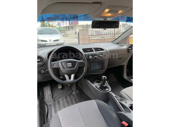 Düşük km değişensiz leon