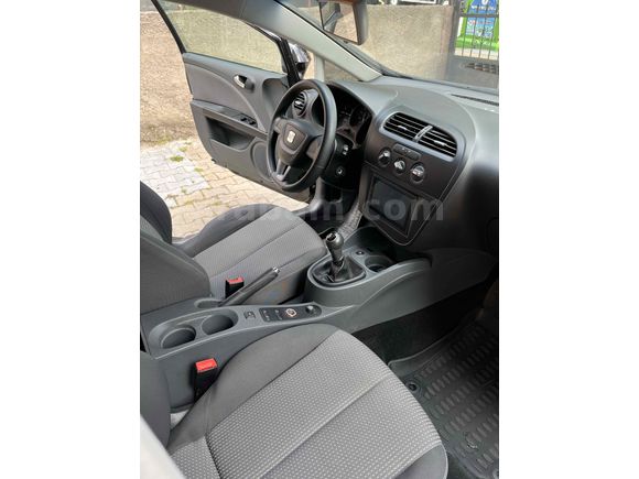 Düşük km değişensiz leon