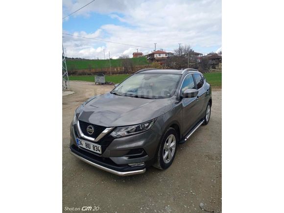 Sahibinden Nissan Qashqai 1.6 dCi Sky Pack 2018 Model  110.000 km Füme