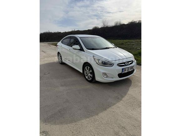 Sahibinden Hyundai Accent Blue 1.6 CRDI Prime 2014 Model 