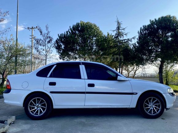 Sahibinden Opel Vectra 1.6 GL 1997 Model 