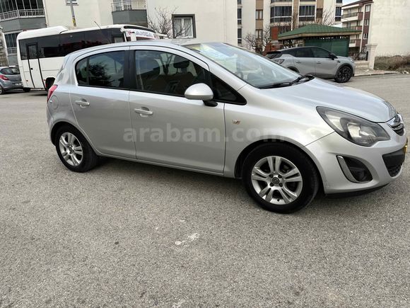 Galeriden Opel Corsa 1.2 Twinport Active 2014 Model Uşak