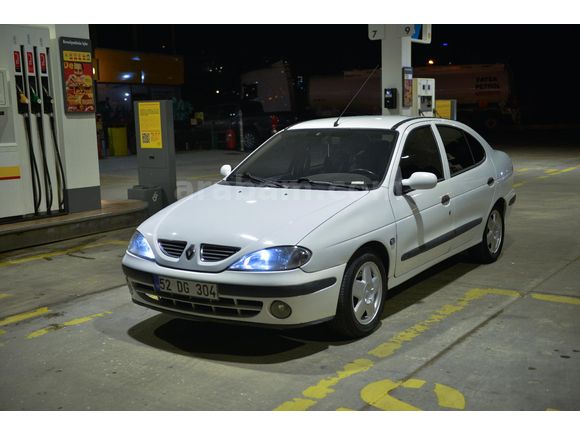 Sahibinden Renault Megane 1.6 RXT 2001 Model