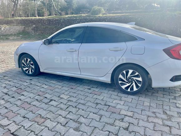 Galeriden Honda Civic 1.6i VTEC ECO Elegance 2018 Model Uşak
