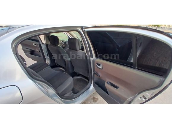 Sahibinden Renault Megane 1.5 dCi Extreme 2010 Model