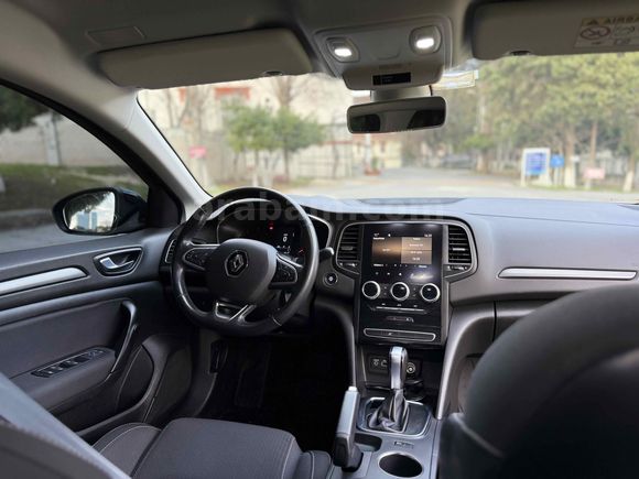 Sahibinden Renault Megane 1.5 Blue DCI Touch 2021 Model 