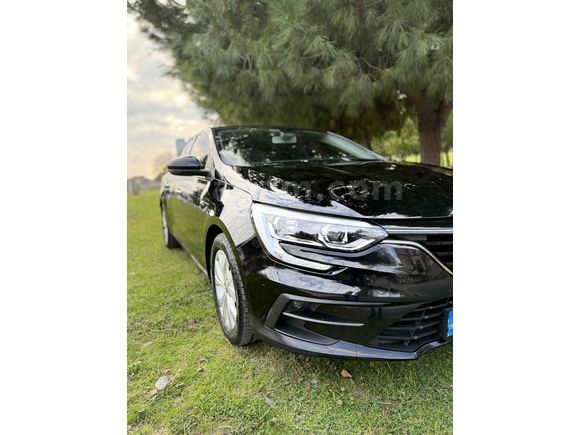Sahibinden Renault Megane 1.5 Blue DCI Touch 2021 Model 