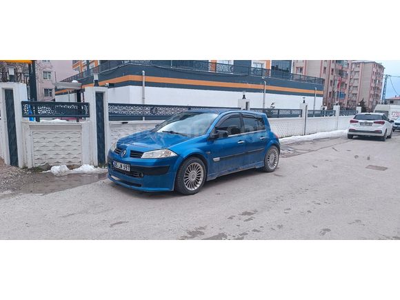 Acil Satılık, Sahibinden Renault Megane 1.6 Dynamique 2005 Model Van 190.000 km Mavi (metalik)