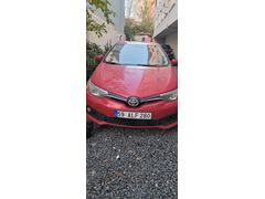 Sahibinden Toyota Auris 1.33 Life 2015 Model  225.000 km Kırmızı