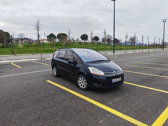 İLK SAHİBİNDEN 2010 MODEL Citroën C4 Grand Picasso 1.6 HDI OTOMATİK