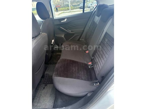 Sahibinden Ford Focus 1.5 Ti-VCT Trend X 2020 Model 