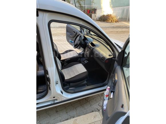 Sahibinden Opel Combo 1.3 CDTI Club 2005 Model  210.000 km Beyaz