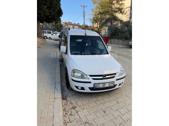 Sahibinden Opel Combo 1.3 CDTI Club 2005 Model  210.000 km Beyaz