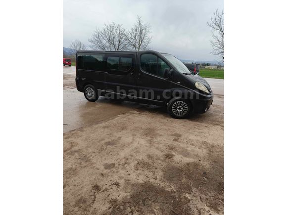 Sahibinden Renault Trafic 1.9 DCI Grand Confort 2009 Model 