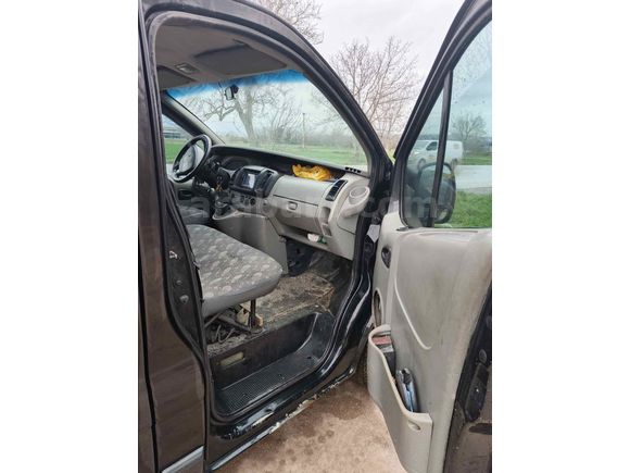 Sahibinden Renault Trafic 1.9 DCI Grand Confort 2009 Model 