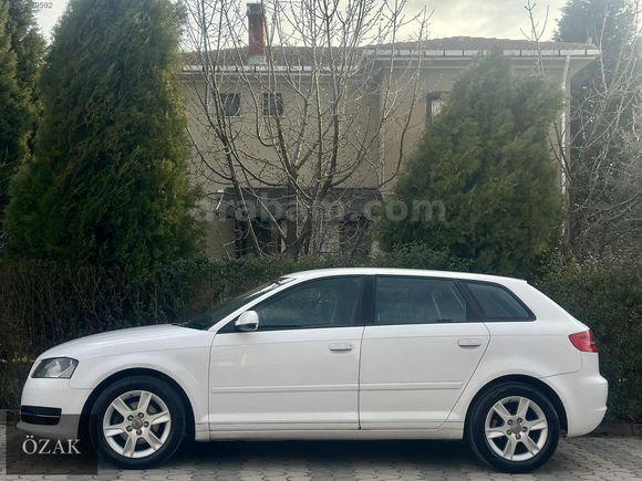 ÖZAK-HATASIZ 2011 MODEL TFSI AUDİ A3 140.000'KM OTOMATİK İLK EL