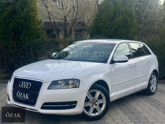 ÖZAK-HATASIZ 2011 MODEL TFSI AUDİ A3 140.000'KM OTOMATİK İLK EL