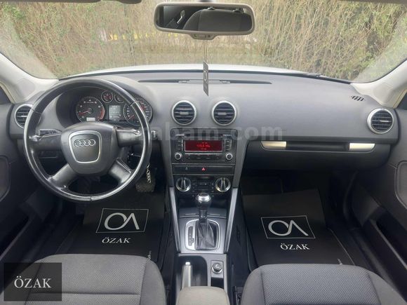 ÖZAK-HATASIZ 2011 MODEL TFSI AUDİ A3 140.000'KM OTOMATİK İLK EL