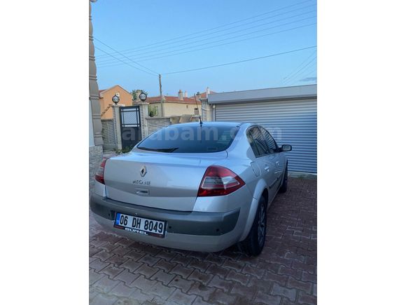 Sahibinden Renault Megane 1.5 dCi Expression 2008 Model  315.000 km Gri (Gümüş)