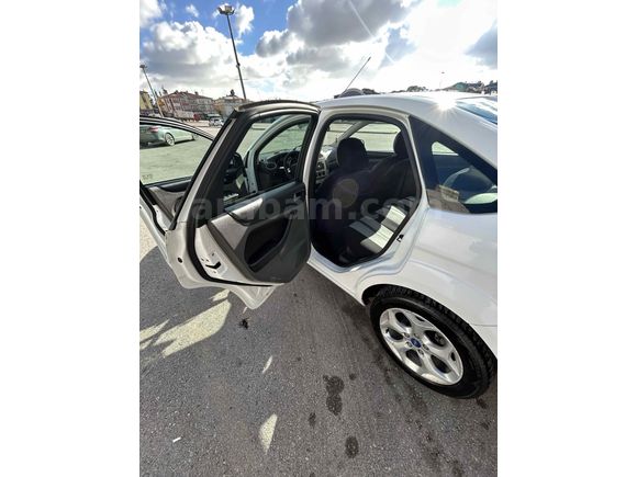 Sahibinden Ford Focus 1.6 TDCi Collection 2011 Model 