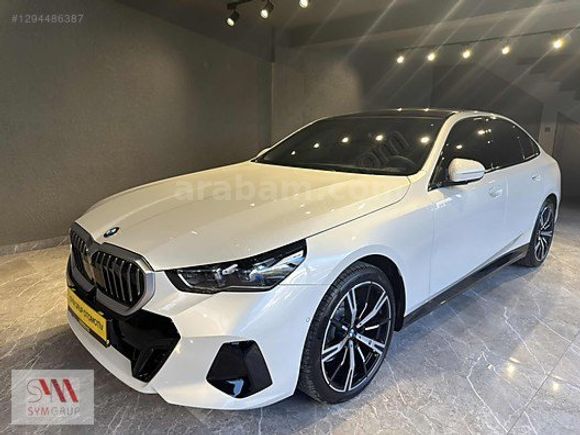 'SYM GRUP OTOMOTİV' 2025 520i M SPORT HATASIZ 20' JANT