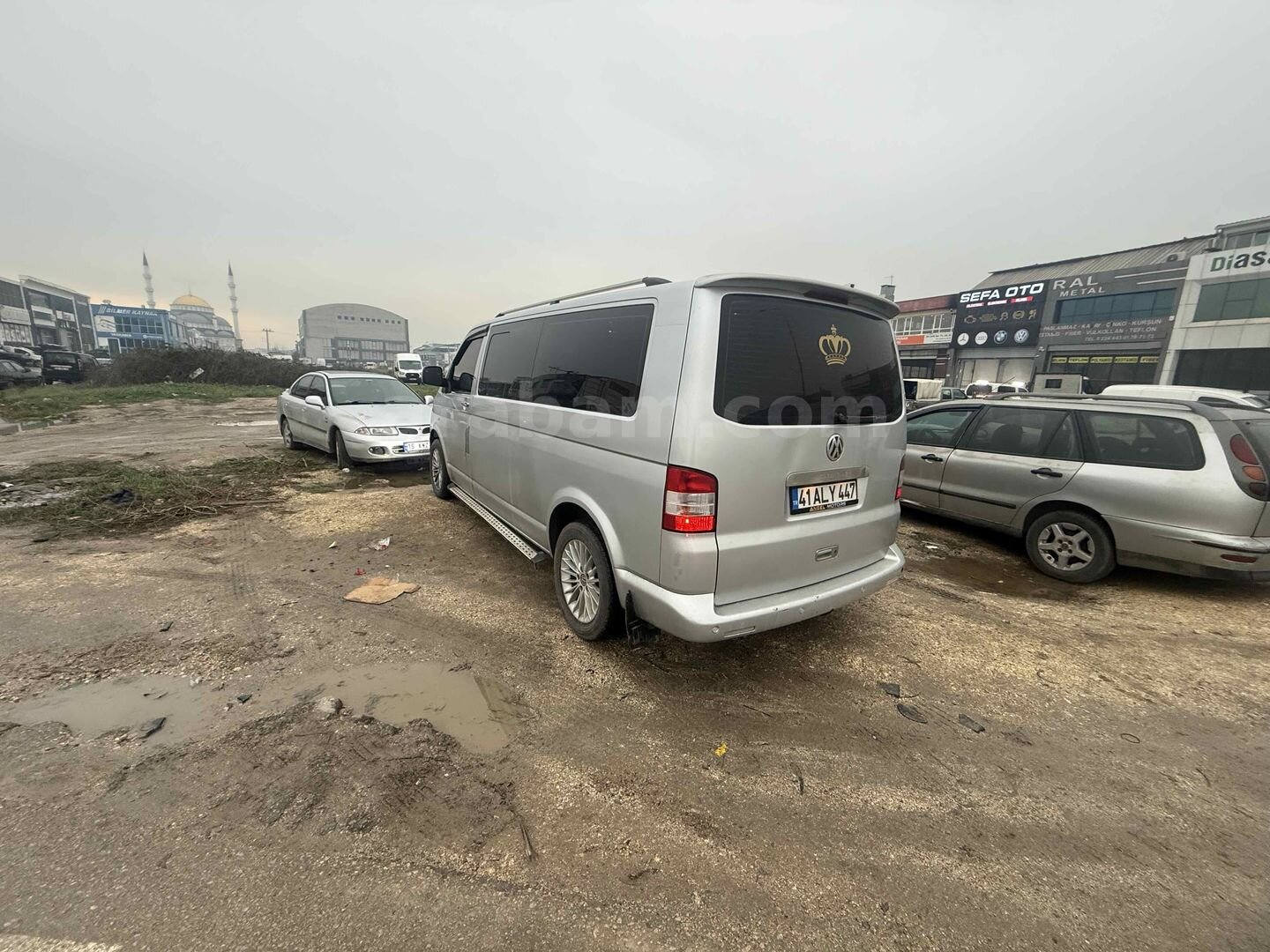 Galeriden Volkswagen Caravelle 2.5 TDI Comfortline 2006 Model Bursa 450.000 km Gri (Gümüş) 4