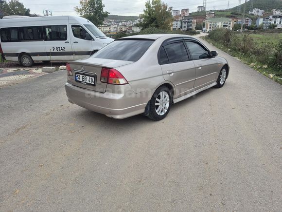 Sahibinden Honda Civic 1.6i VTEC LS 2004 Model