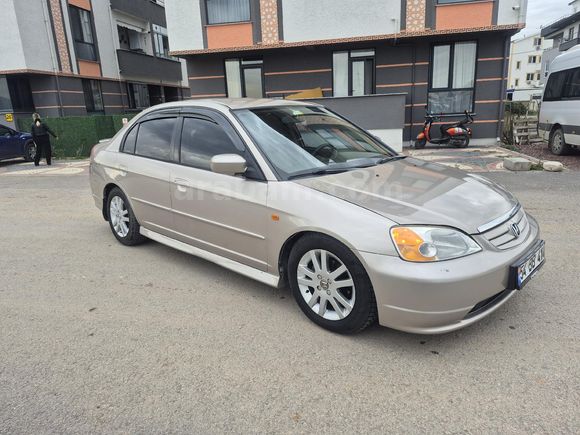 Sahibinden Honda Civic 1.6i VTEC LS 2004 Model