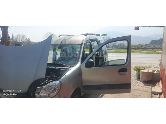 Sahibinden Renault Kangoo Multix 1.5 dCi Authentique 2004 Model