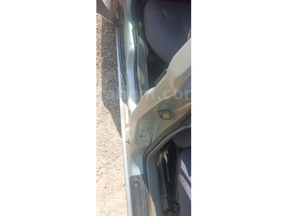 Sahibinden Renault Kangoo Multix 1.5 dCi Authentique 2004 Model