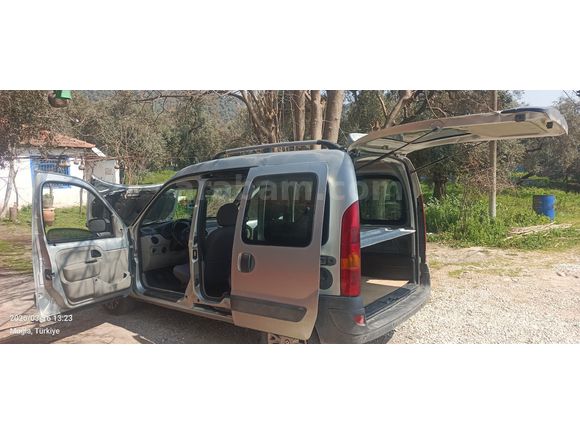 Sahibinden Renault Kangoo Multix 1.5 dCi Authentique 2004 Model