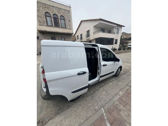 Sahibinden Ford Transit Courier 1.5 TDCi Trend 2022 Model