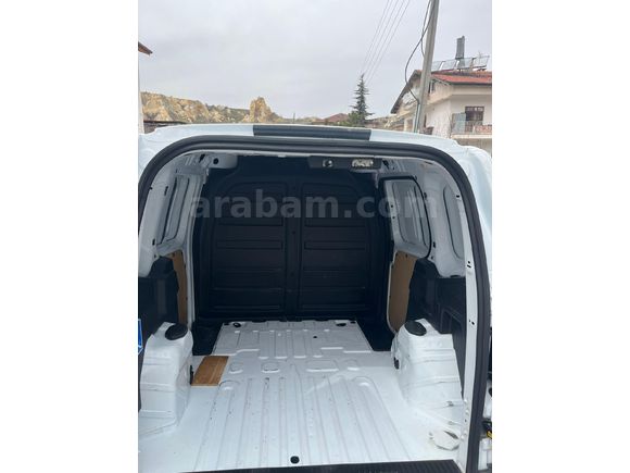 Sahibinden Ford Transit Courier 1.5 TDCi Trend 2022 Model