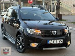 ACİL UYGUN 2018 MODEL SANDERO STEPWAY BLACK STAYLE CHIROME FULL