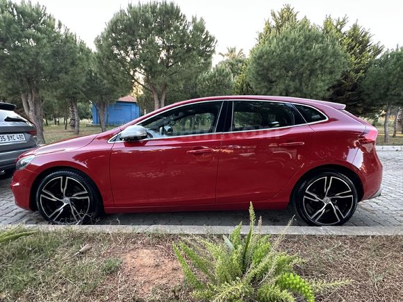 Sahibinden Volvo V40 1.6 D R-Design 2015 Model