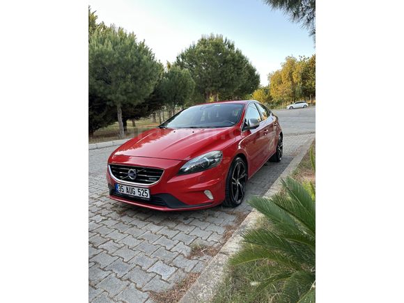 Sahibinden Volvo V40 1.6 D R-Design 2015 Model